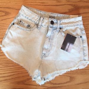 NWT BDG Light Denim Super High Rise Jean Shorts 24